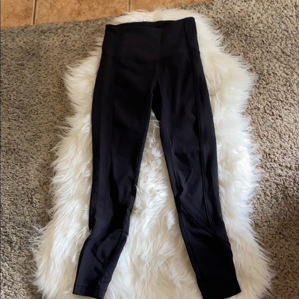 Lululemon ribbed leggings 25” inseam